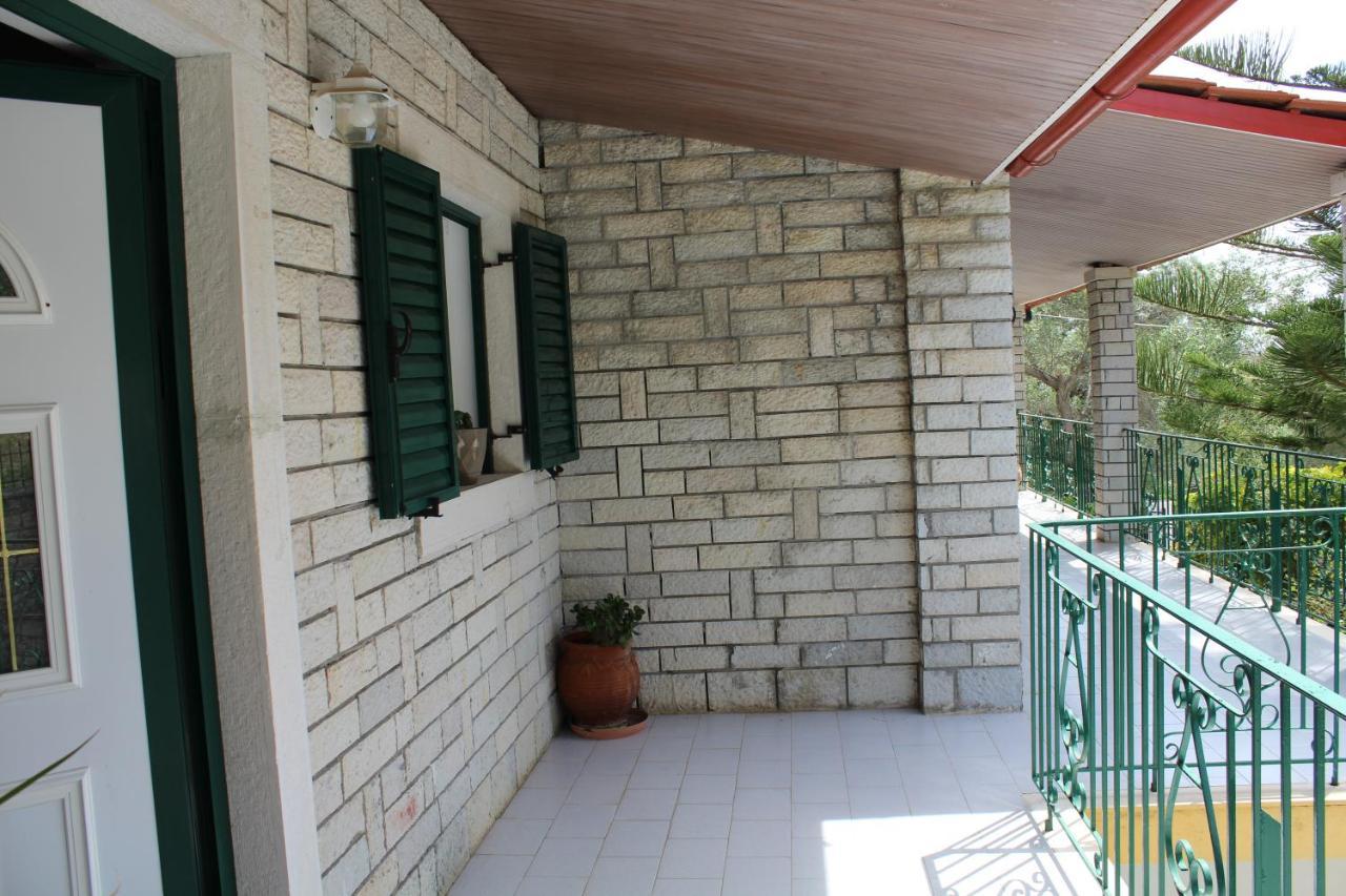 Paxos Rock Apartments Gaios Exterior foto