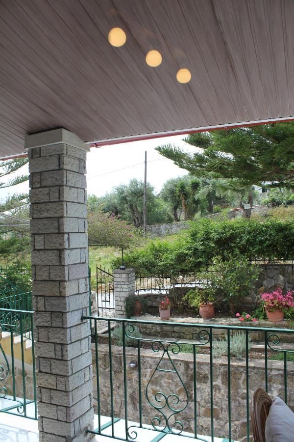 Paxos Rock Apartments Gaios Exterior foto