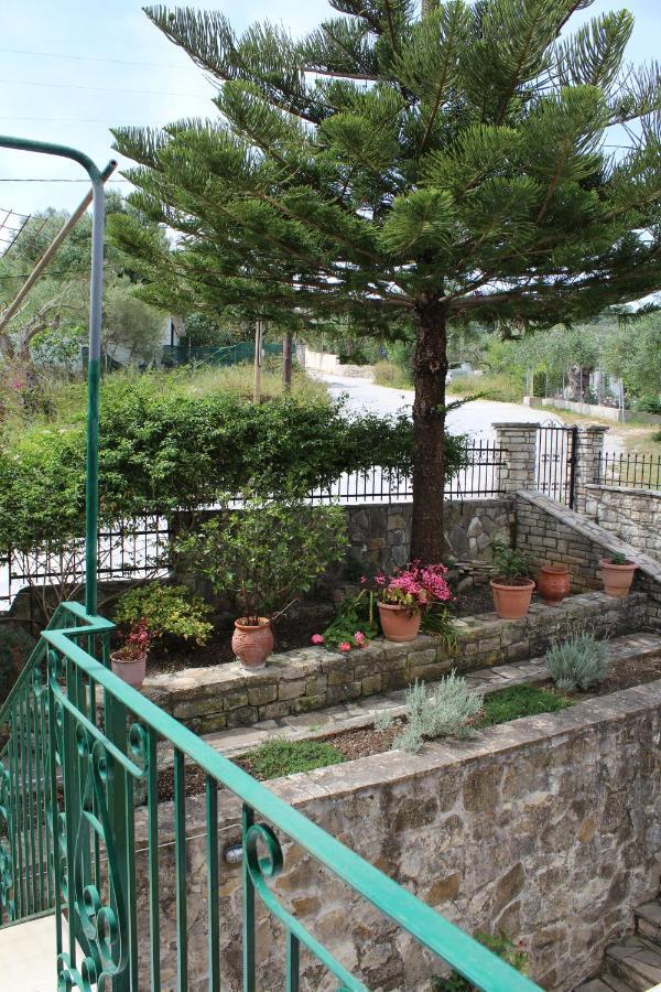 Paxos Rock Apartments Gaios Exterior foto